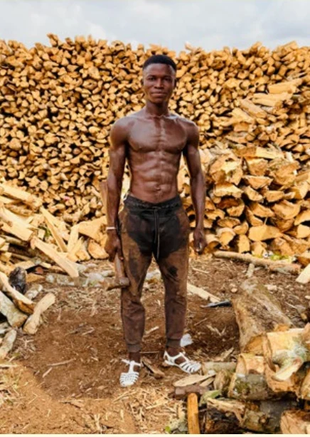 Koffi | Age 23, source photo