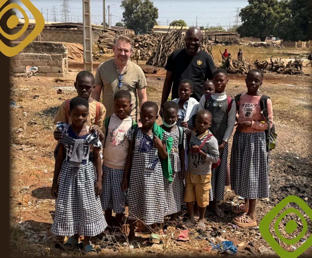 Source photograph with children on the journey